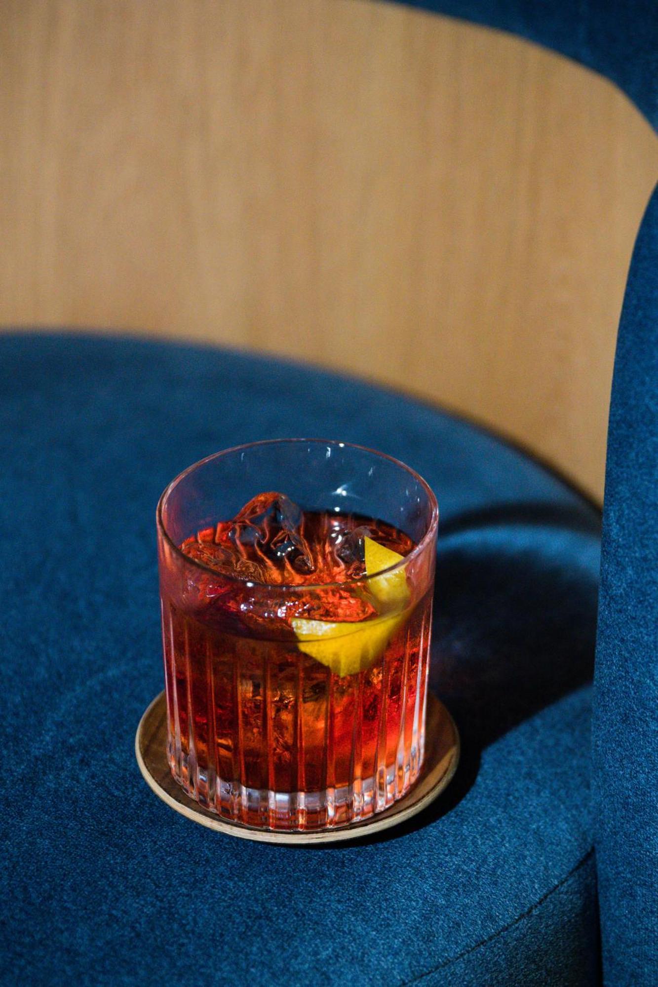 מלון Public House - Sukhumvit 31 בנגקוק