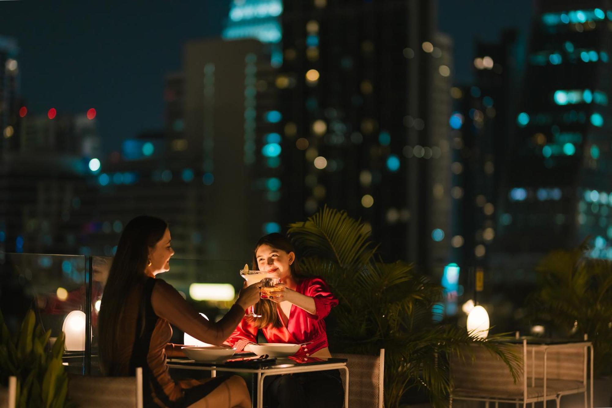 Public House Bangkok, A Member Of Design