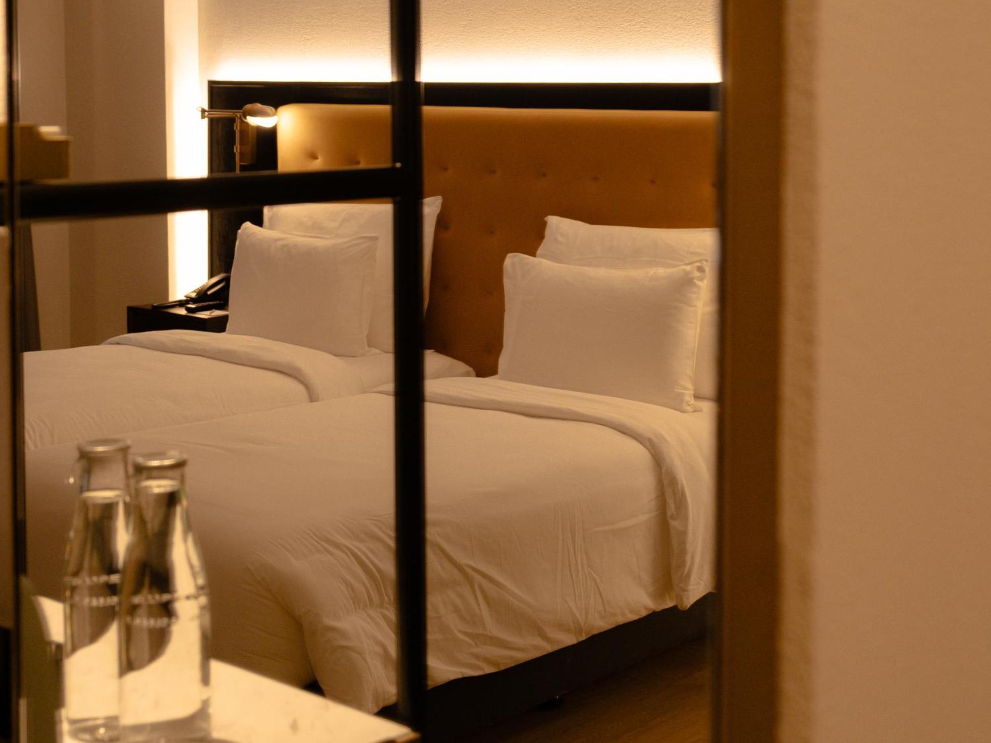 Public House Bangkok, A Member Of Design Hotel Bangkok