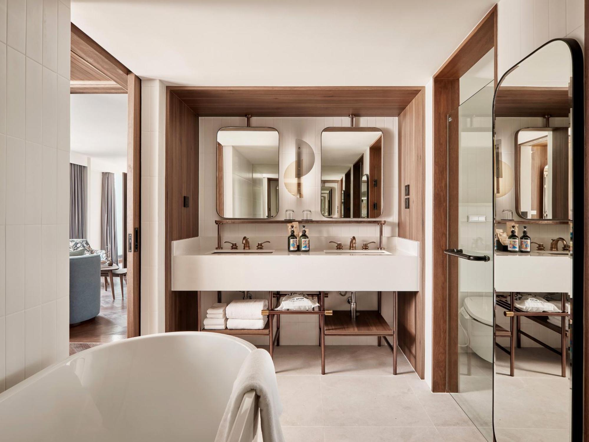 Public House Bangkok, A Member Of Design 曼谷